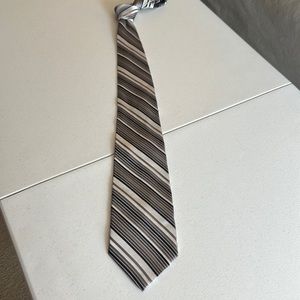 Tie